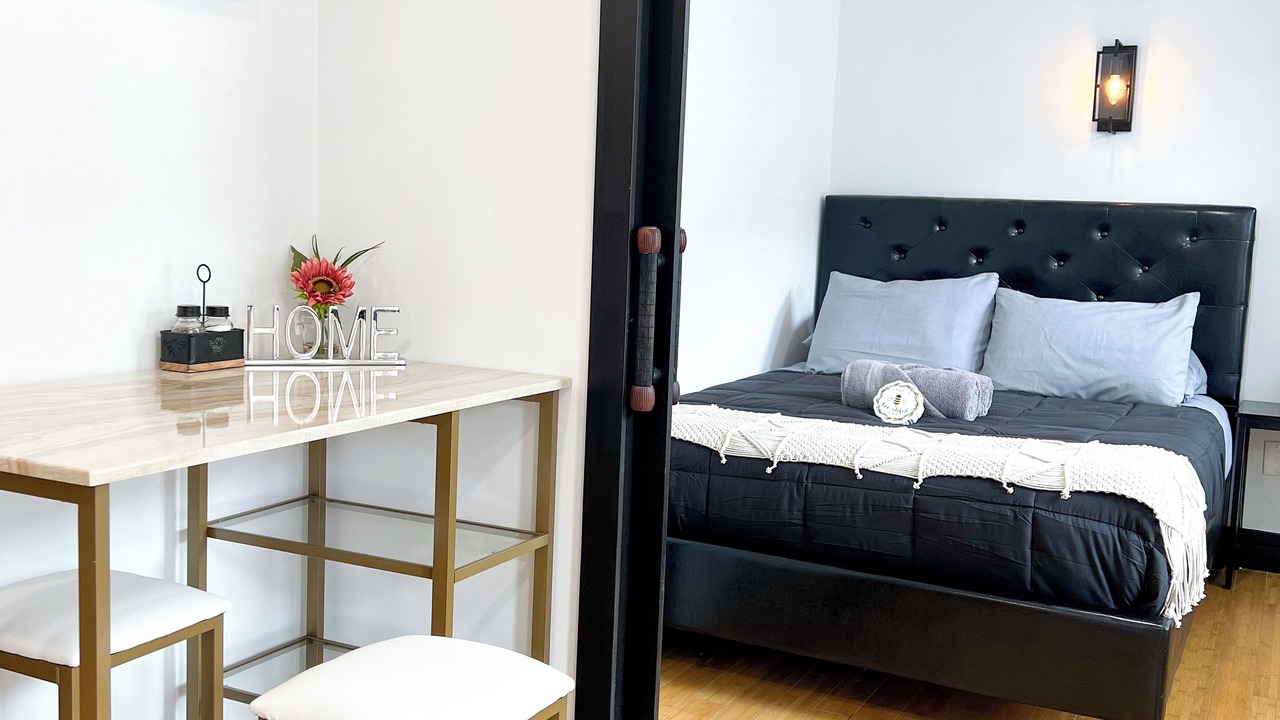 Photo of Bedroom in Englewood