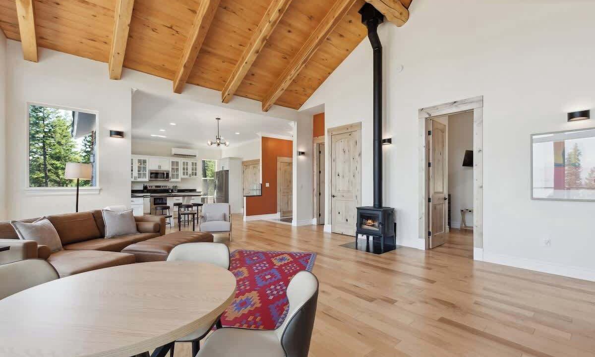 Photo of Livingroom in Lakeside