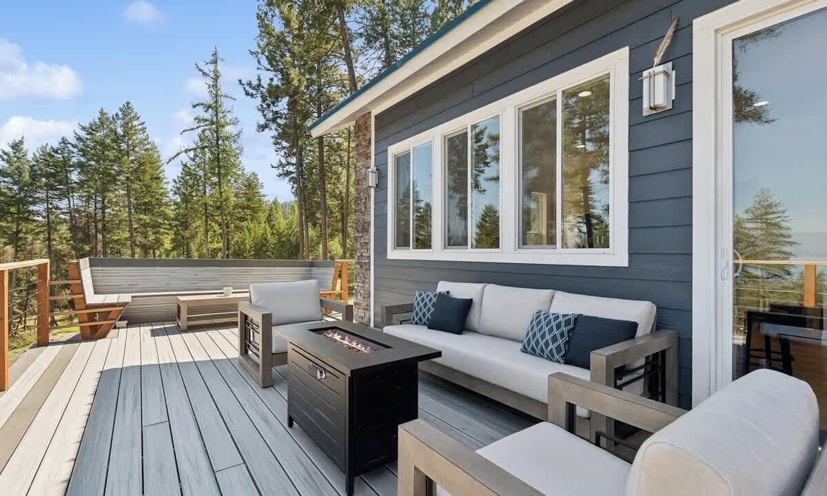 Photo of Patio Balcony in Lakeside