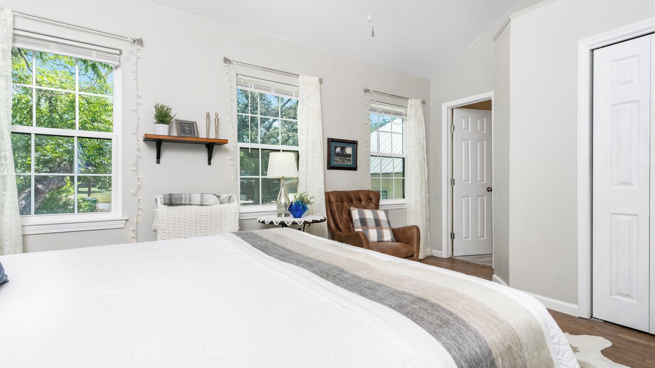 Photo of Bedroom in Llano