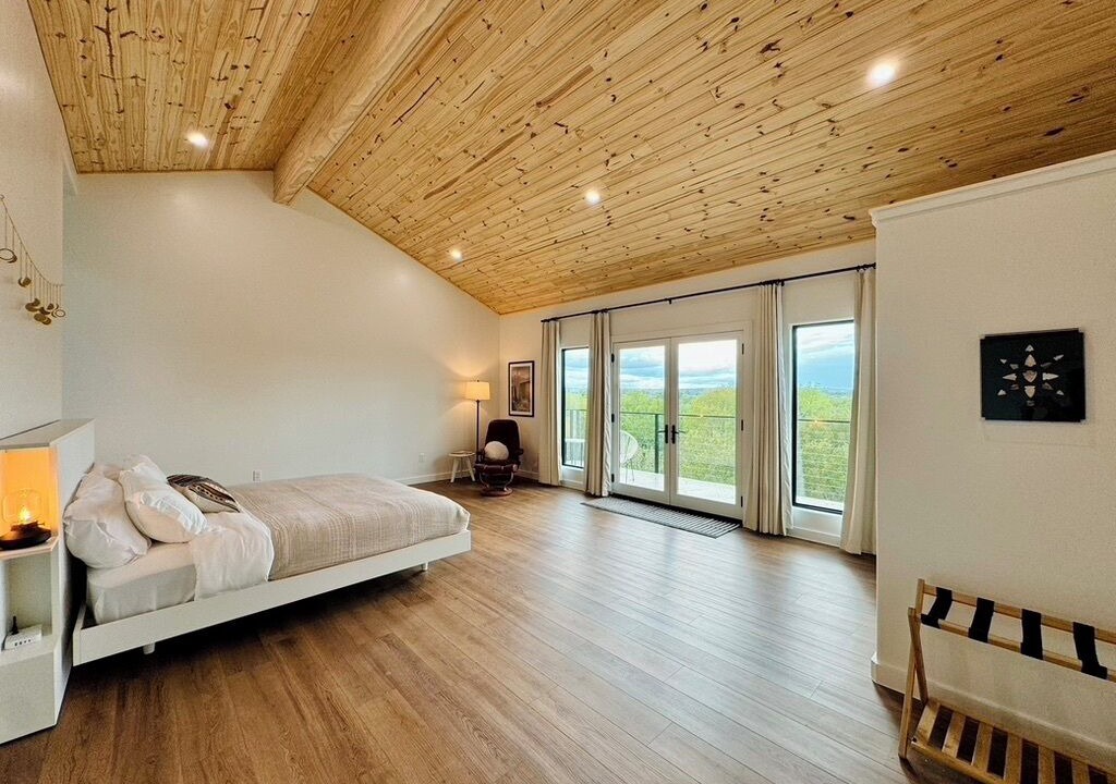 Photo of Bedroom in Cedar Creek