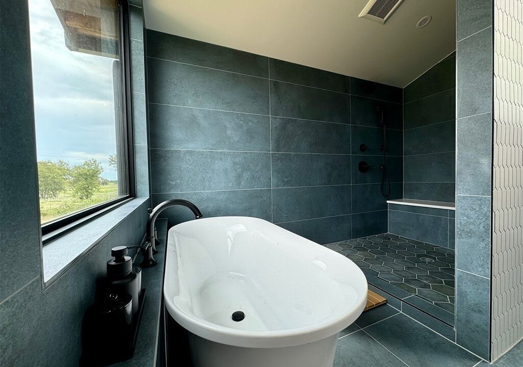 Photo of Bathroom in Cedar Creek