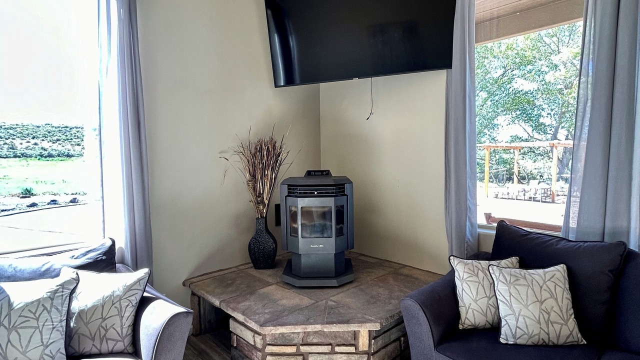 Photo of Livingroom in Whitewater