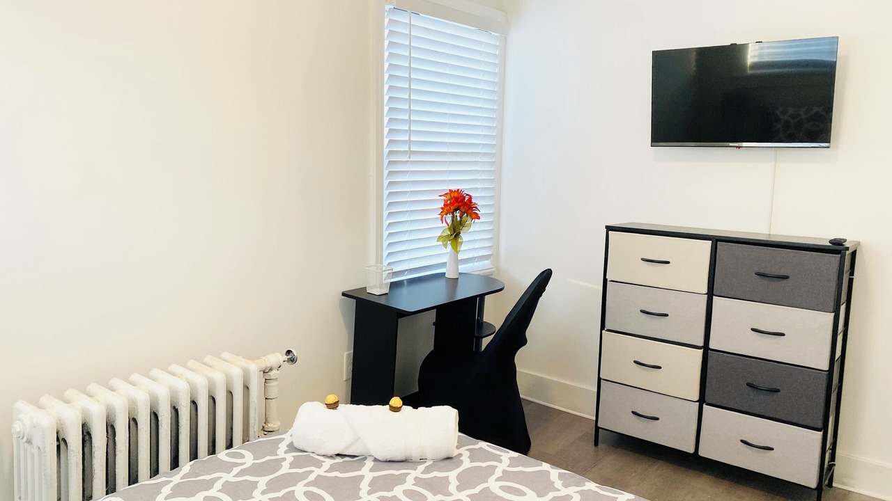 Photo of Bedroom in Englewood