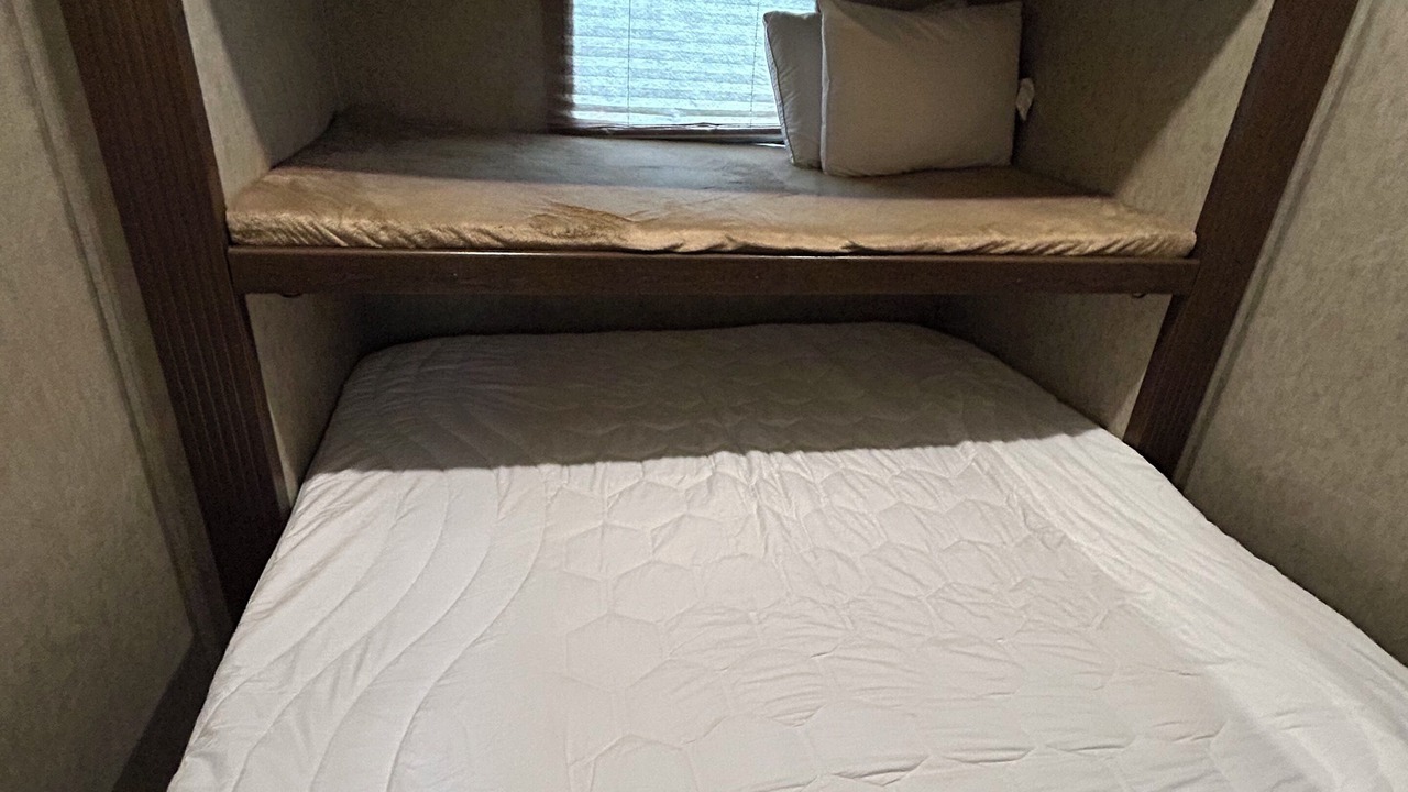 Photo of Bedroom in Leesville
