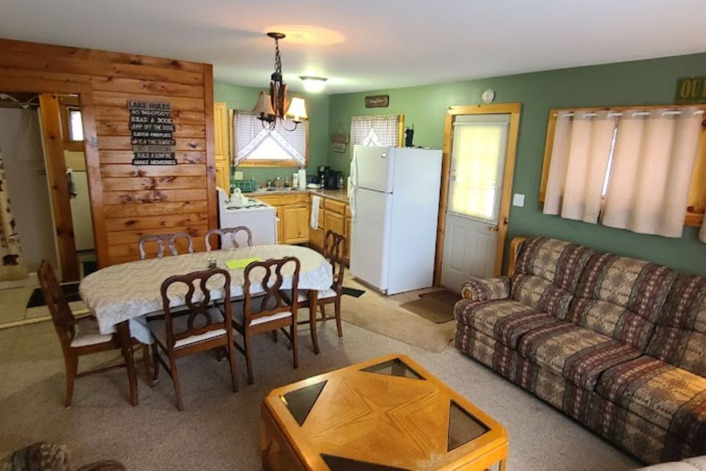 Photo of Livingroom in Town of Webb