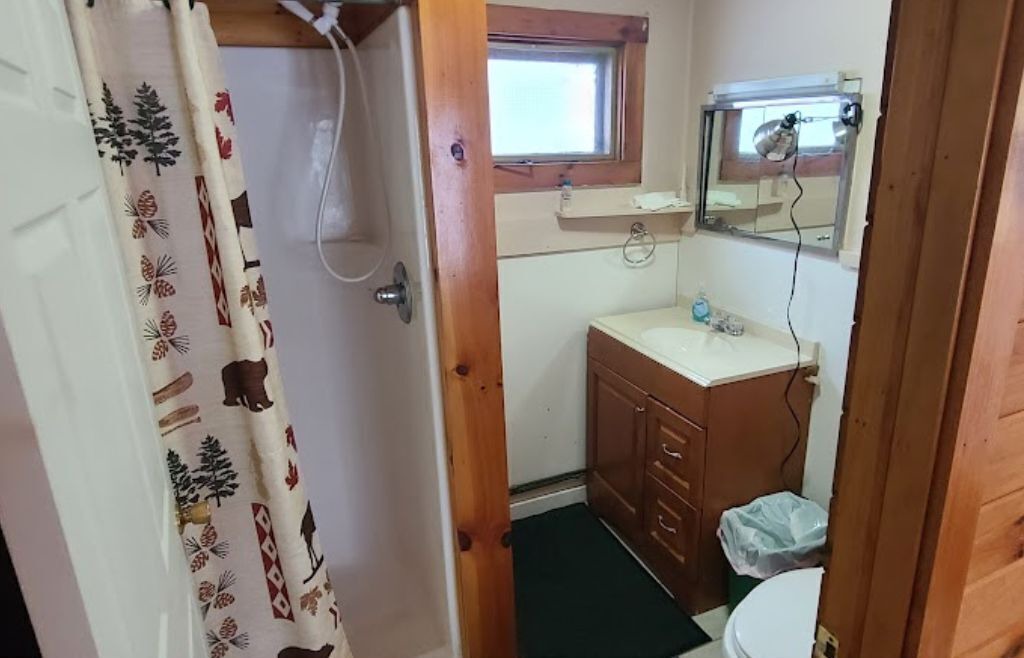 Photo of Bathroom in Town of Webb