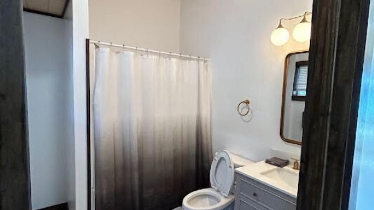 Photo of Bathroom in Town of Webb