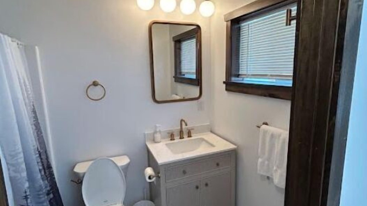 Photo of Bathroom in Town of Webb