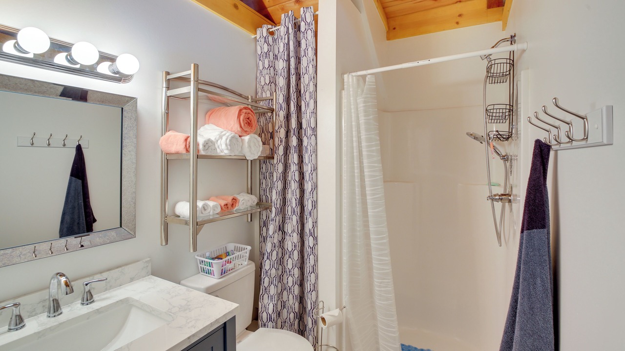 Photo of Bathroom in Hot Springs Village