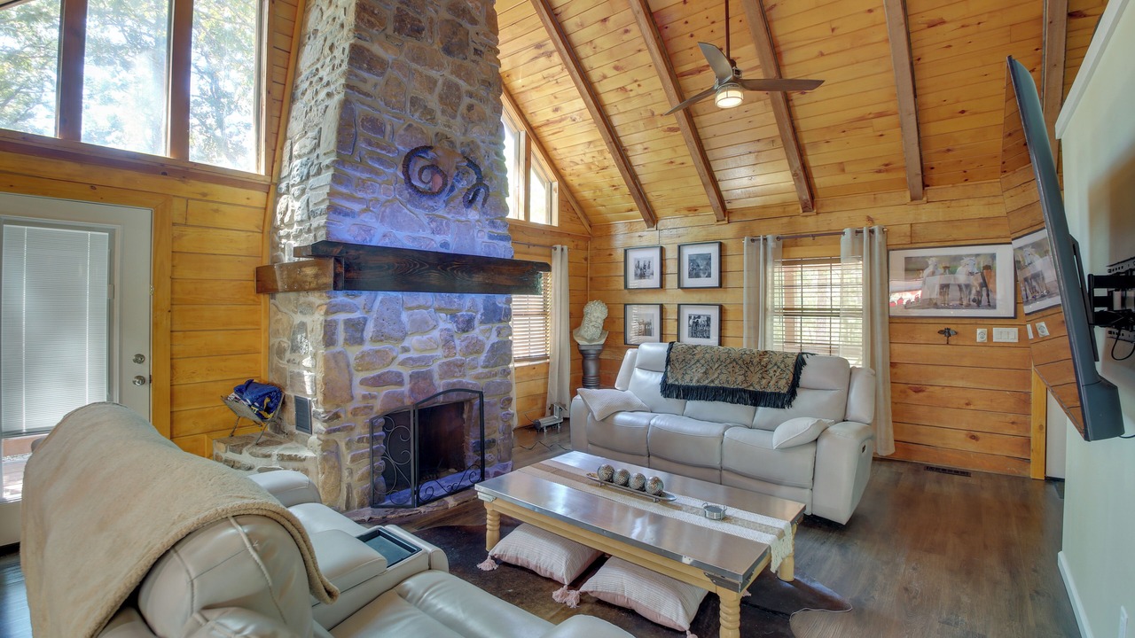 Photo of Livingroom in Hot Springs Village