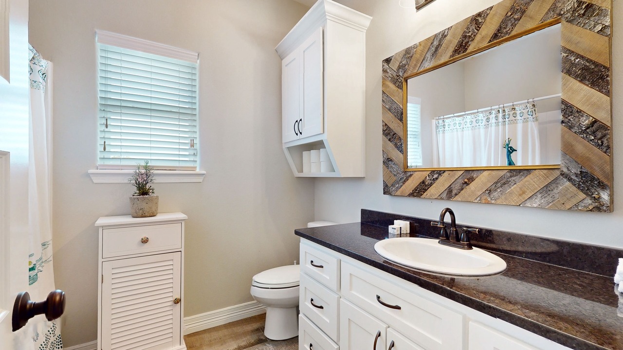 Photo of Bathroom in Flour Bluff