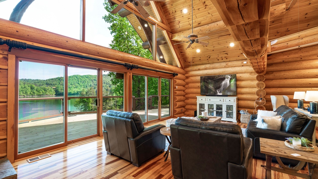 Photo of Livingroom in New Tazewell