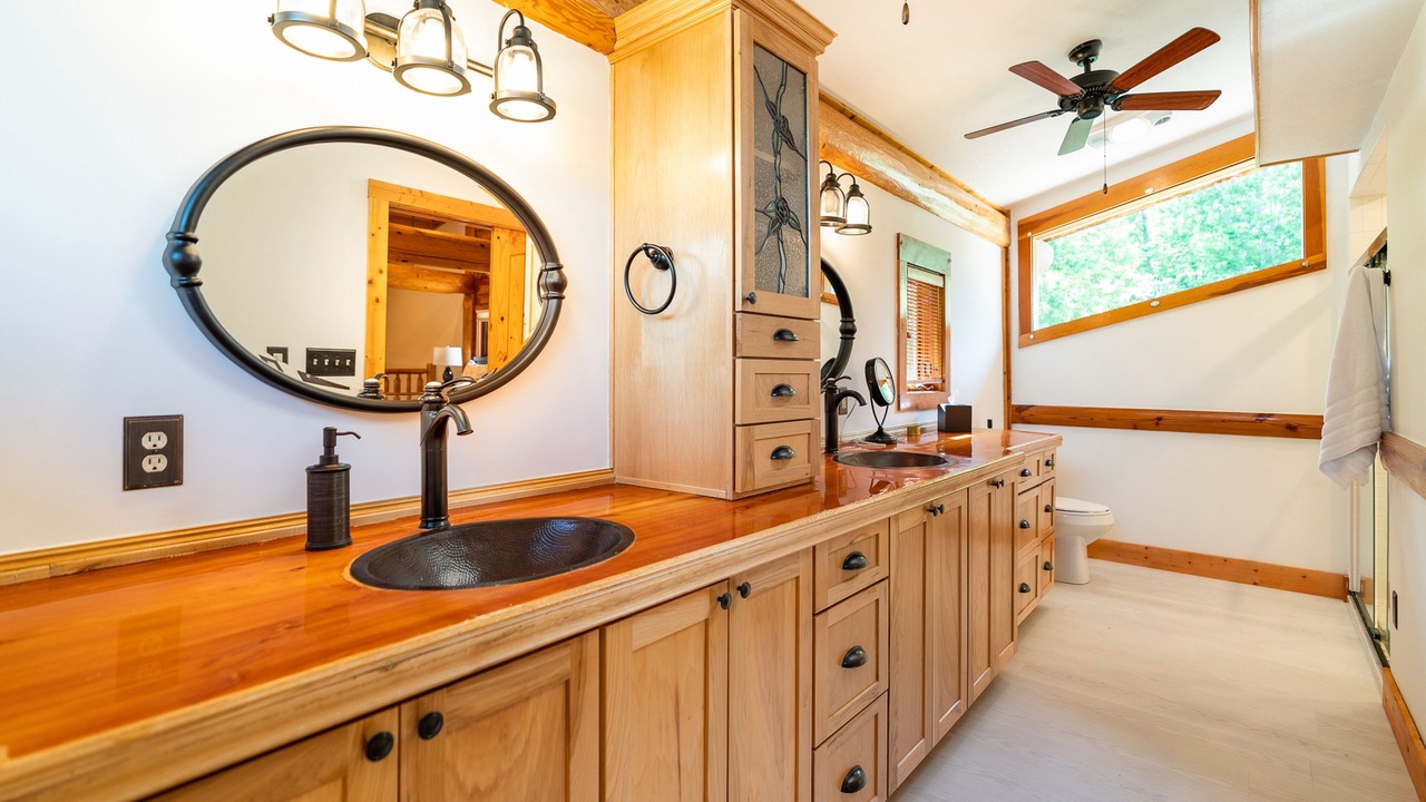Photo of Bathroom in New Tazewell