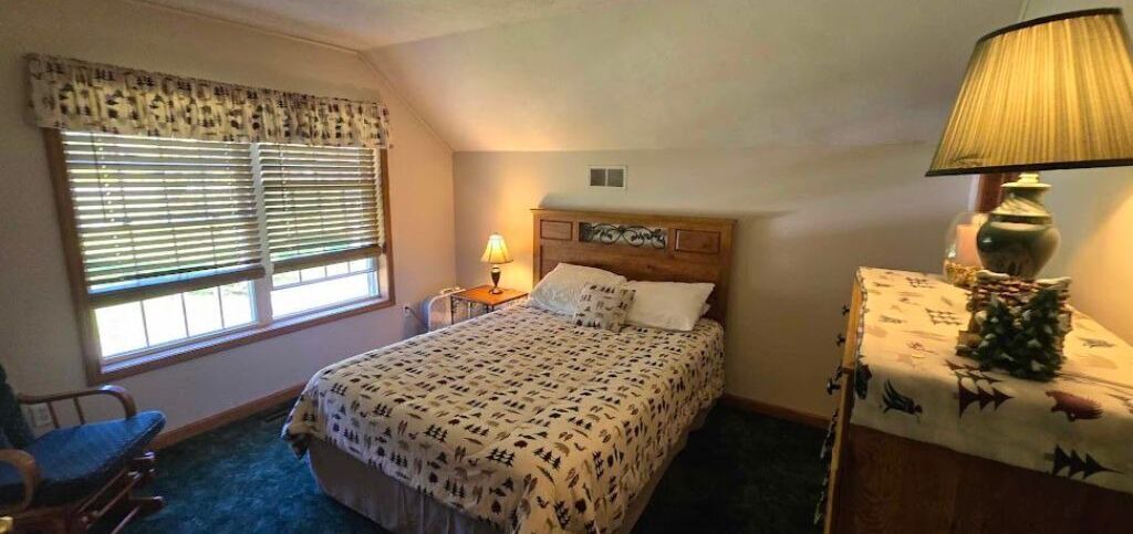 Photo of Bedroom in Town of Webb