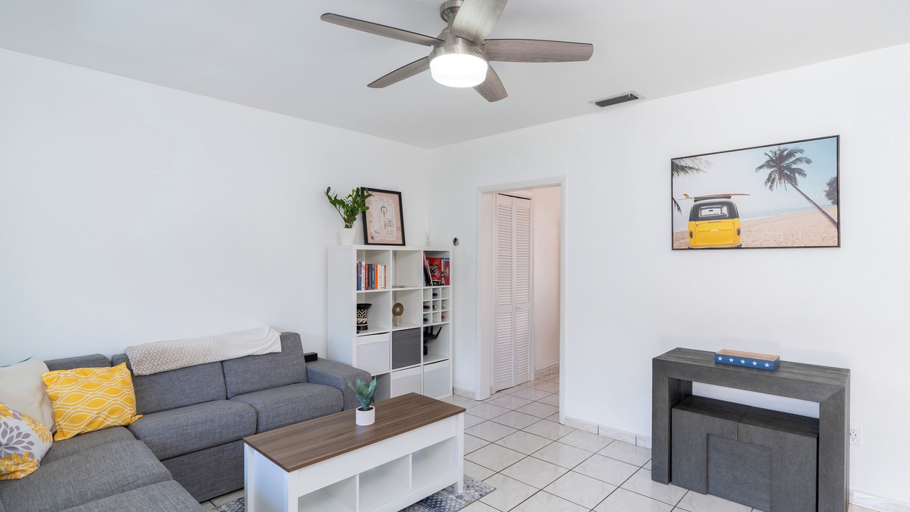 Photo of Livingroom in Coral Way