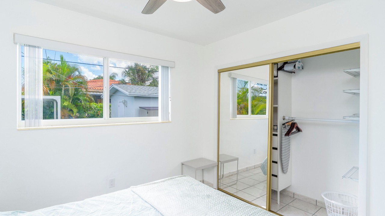 Photo of Bedroom in Coral Way