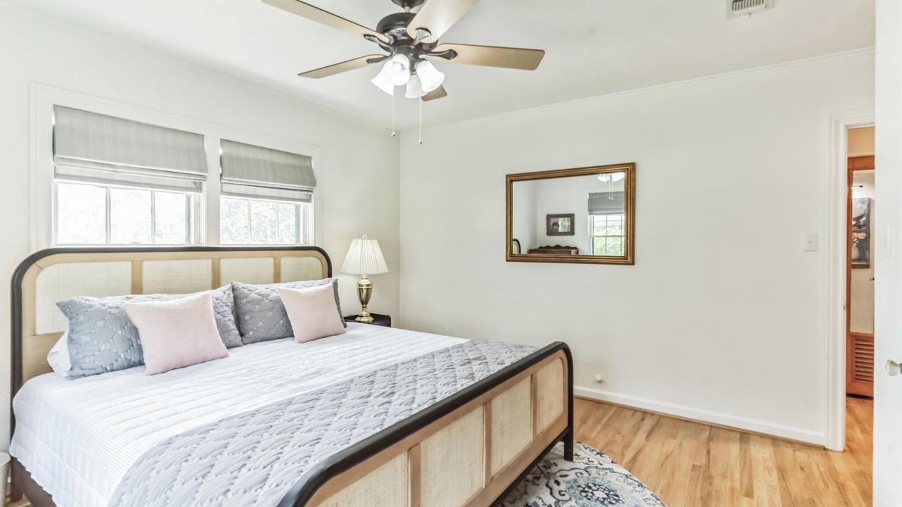 Photo of Bedroom in Cameron