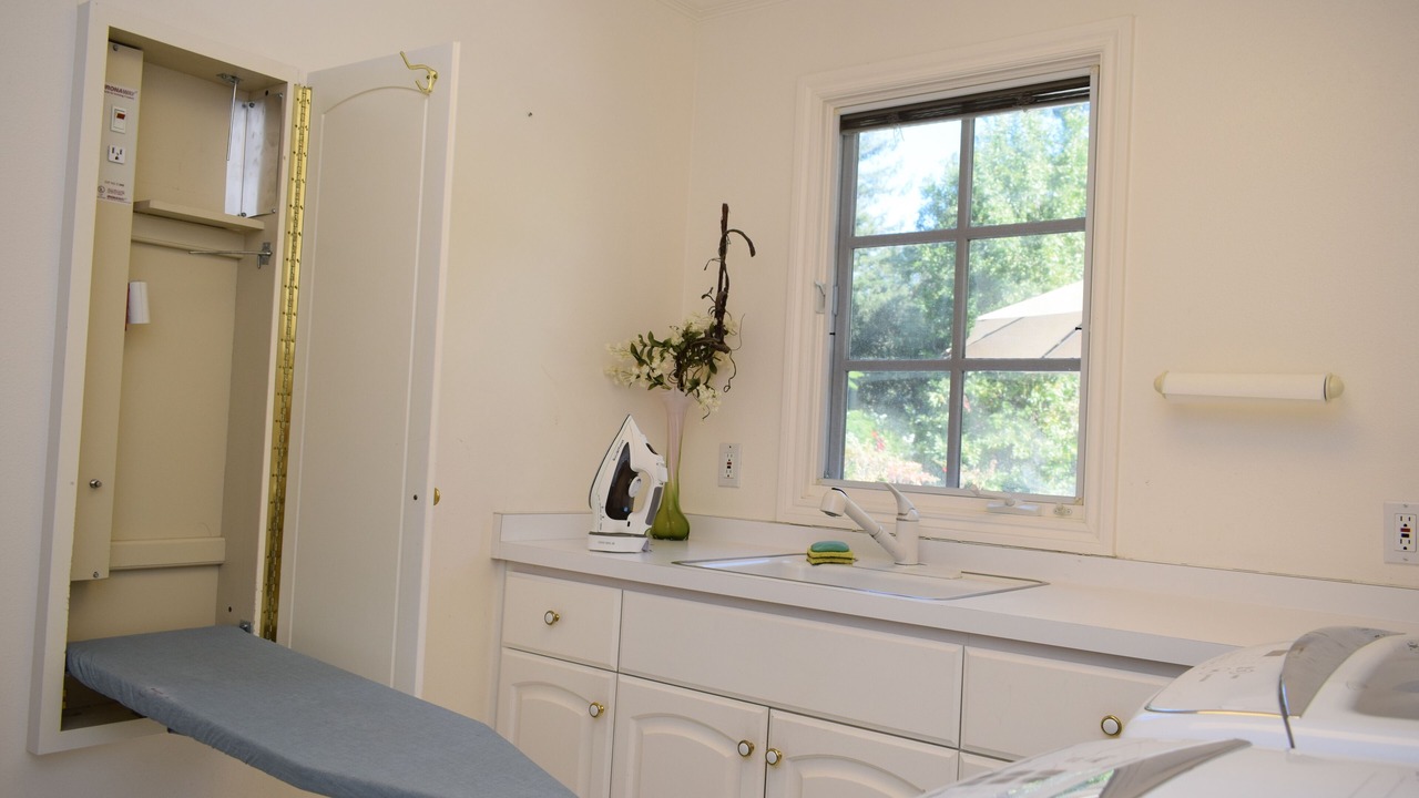 Photo of Others in Saratoga