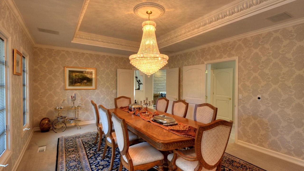 Photo of Others in Saratoga