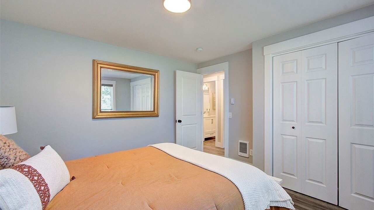 Photo of Bedroom in Long Beach