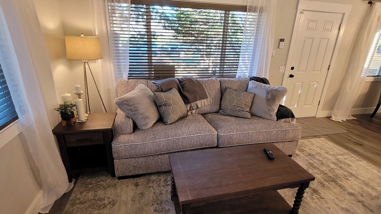 Photo of Livingroom in Long Beach