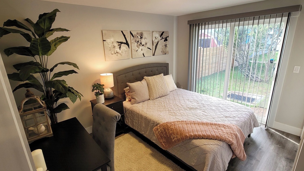 Photo of Bedroom in Long Beach