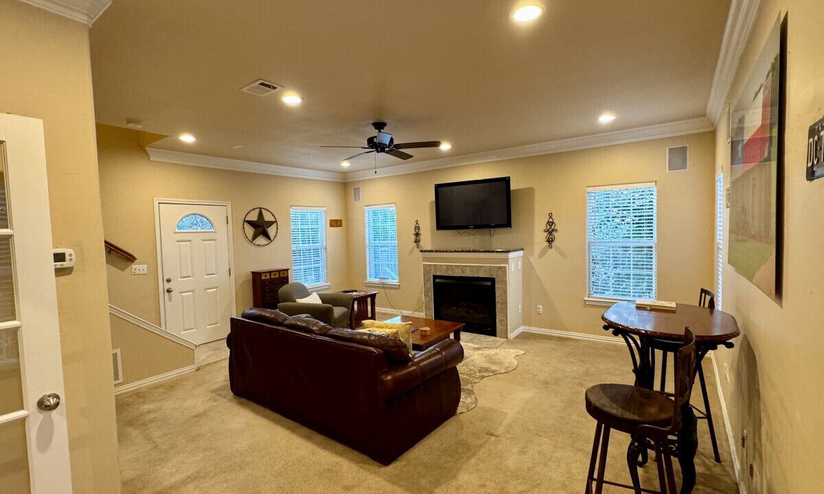 Photo of Livingroom in Fredericksburg