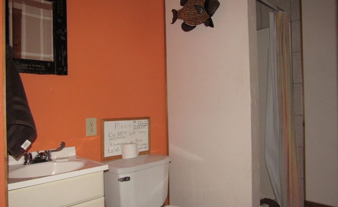 Photo of Bathroom in Mannford