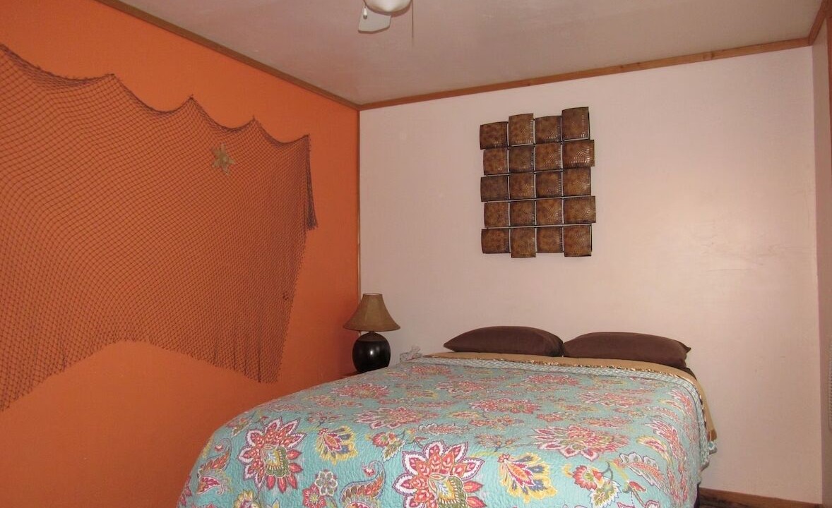 Photo of Bedroom in Mannford