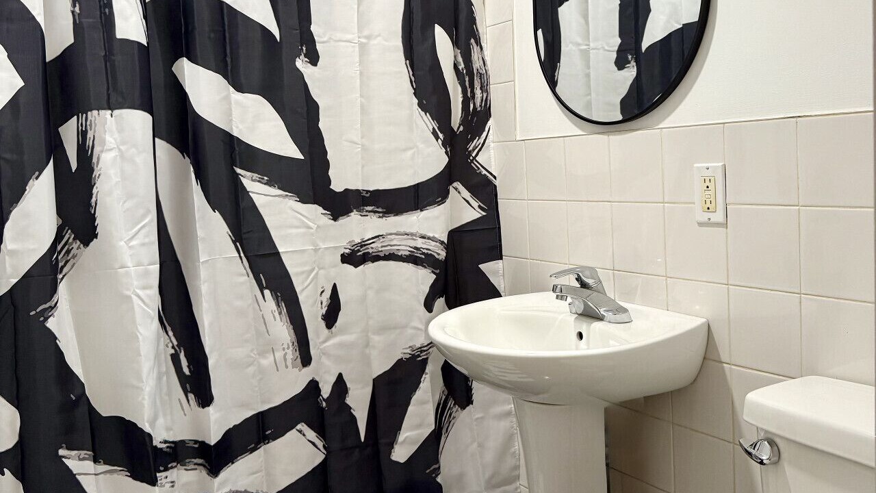Photo of Bathroom in Vieux-Limoilou