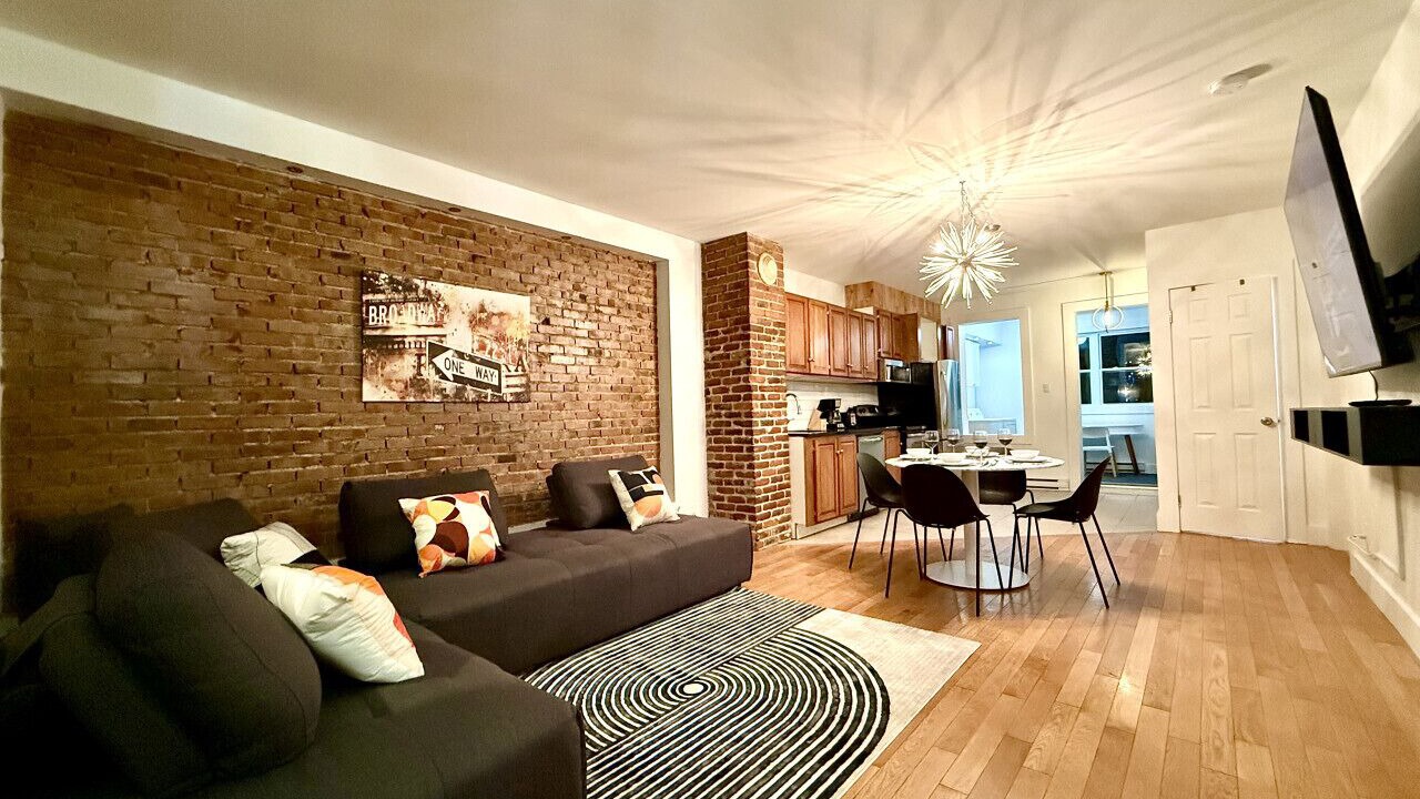 Photo of Livingroom in Vieux-Limoilou