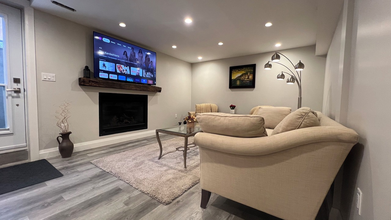 Photo of Livingroom in Barrie