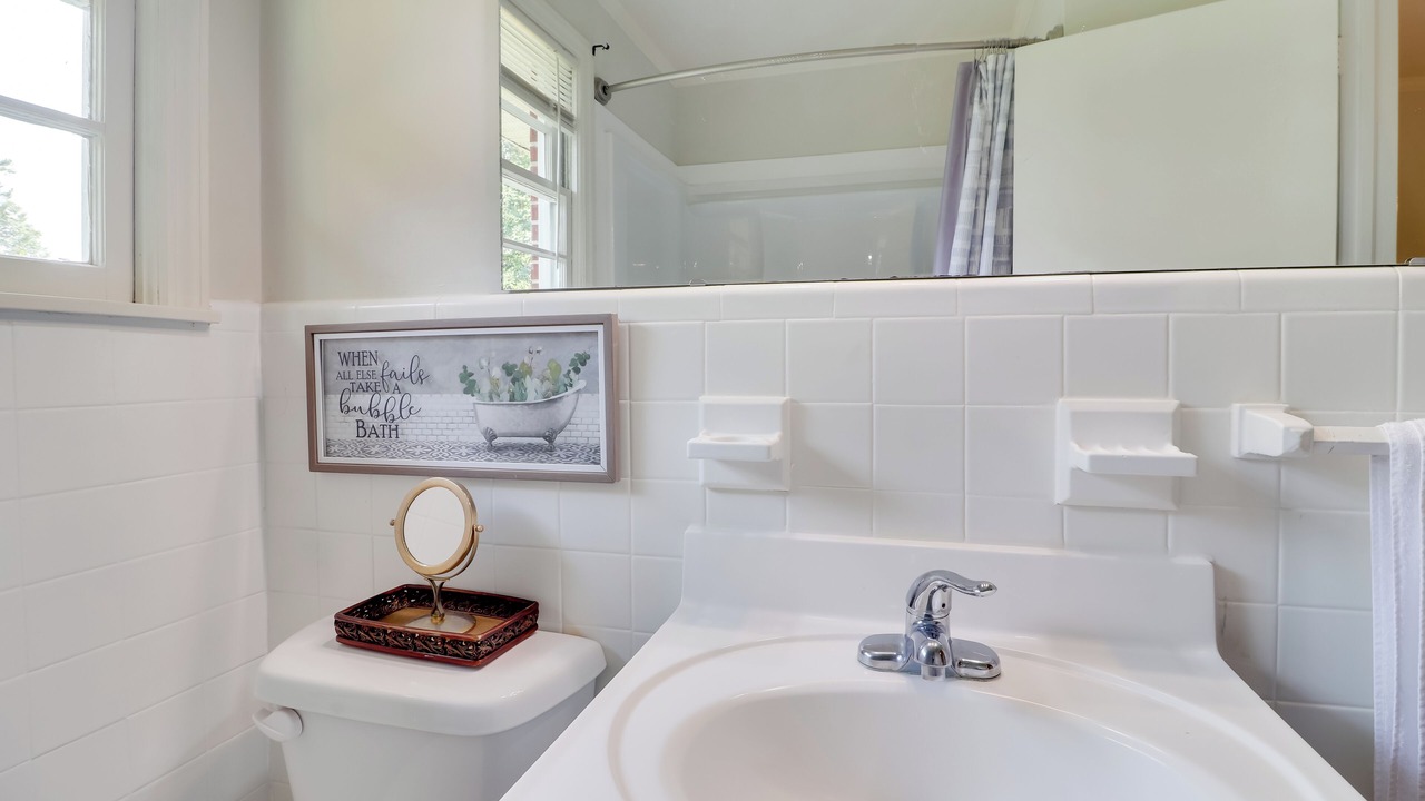 Photo of Bathroom in Valdosta