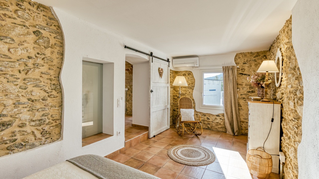 Photo of Bedroom in Llanca