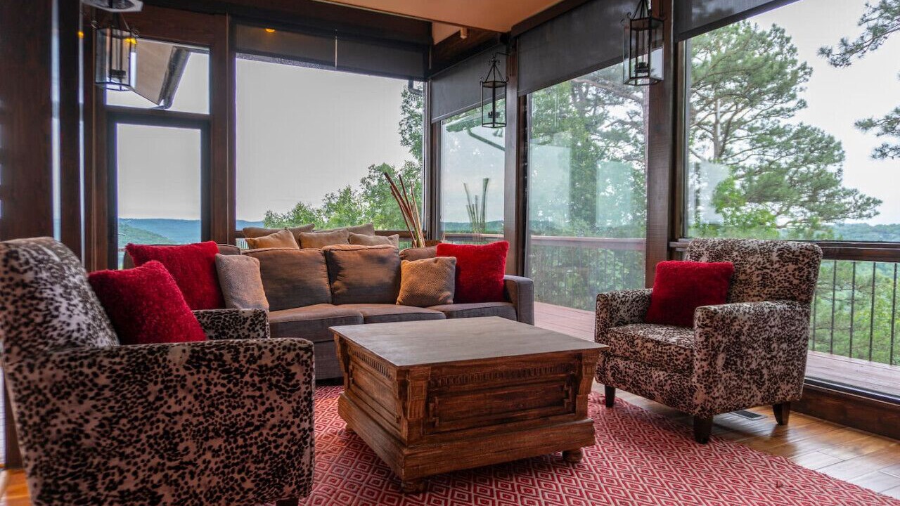 Photo of Livingroom in Eureka Springs