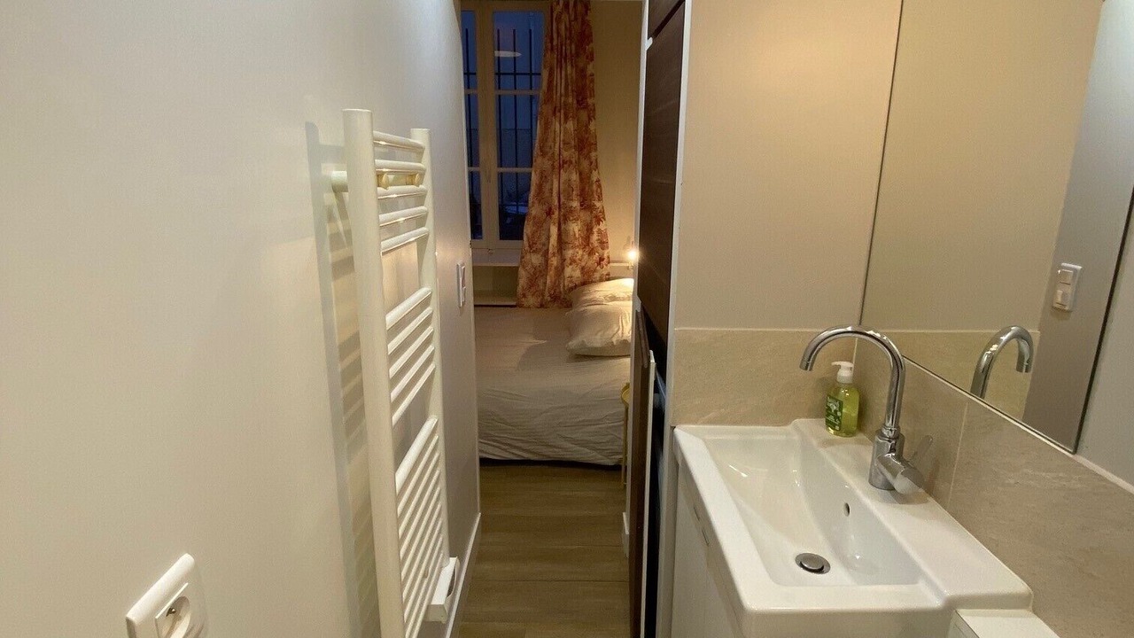 Photo of Bathroom in Versailles