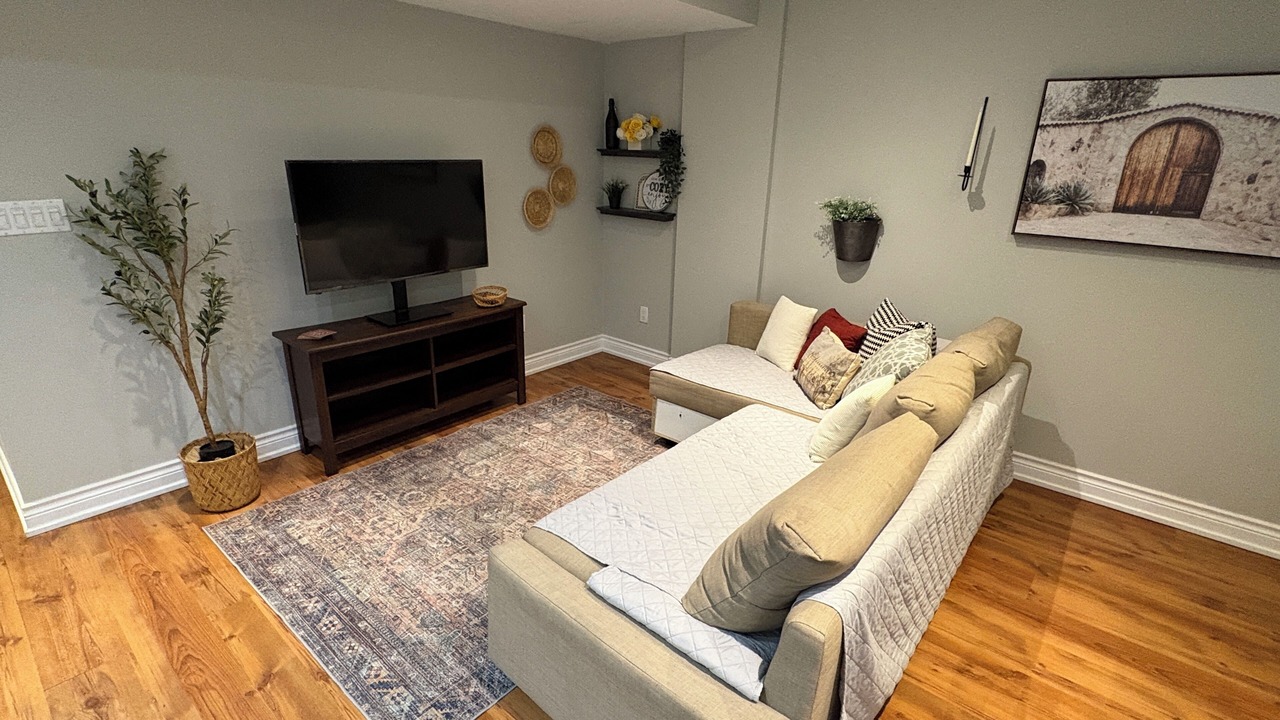 Photo of Livingroom in Mount Pleasant