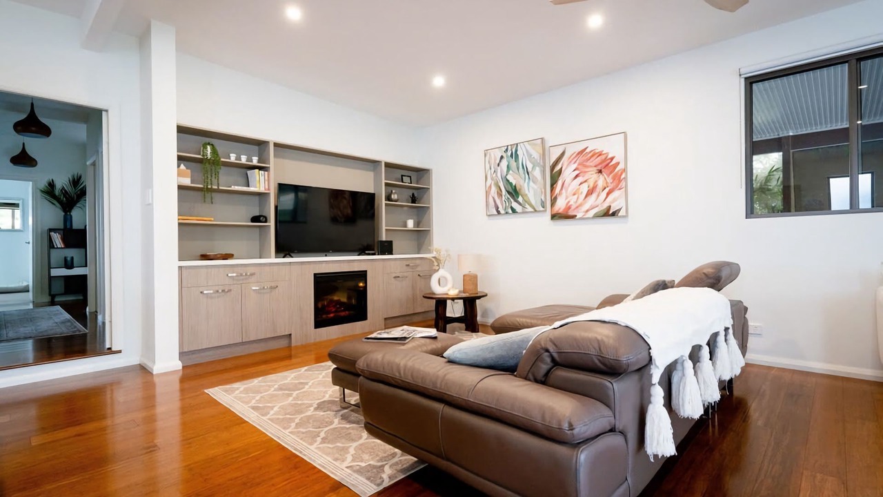 Photo of Livingroom in Kilaben Bay