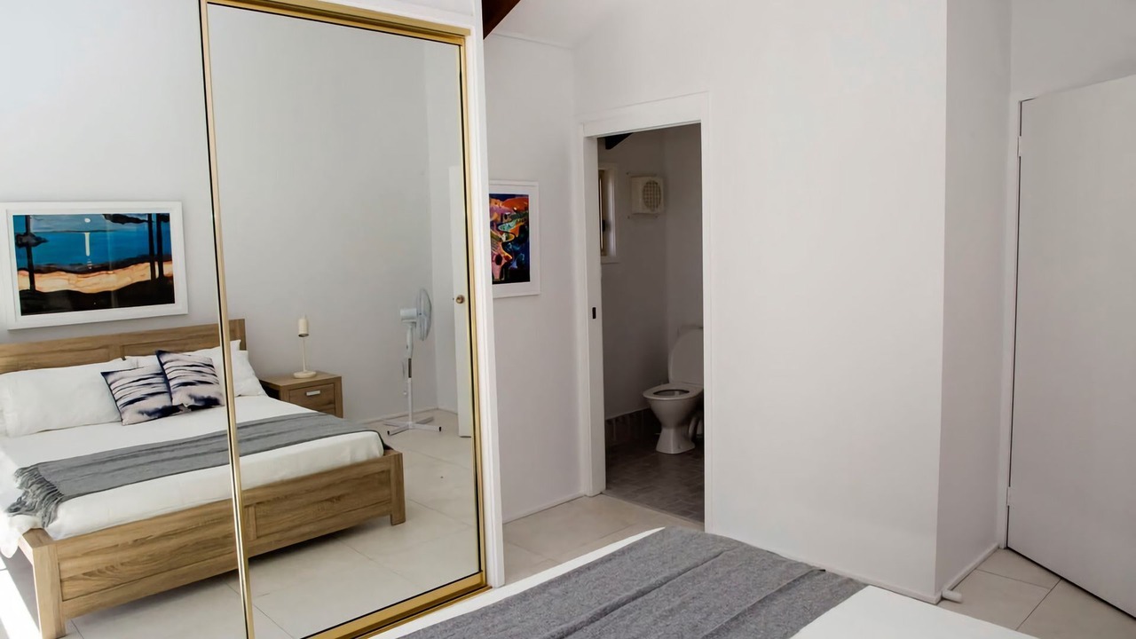 Photo of Bedroom in Surf Beach