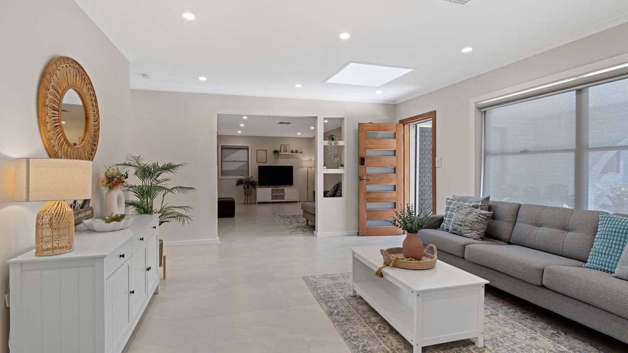 Photo of Livingroom in Buff Point