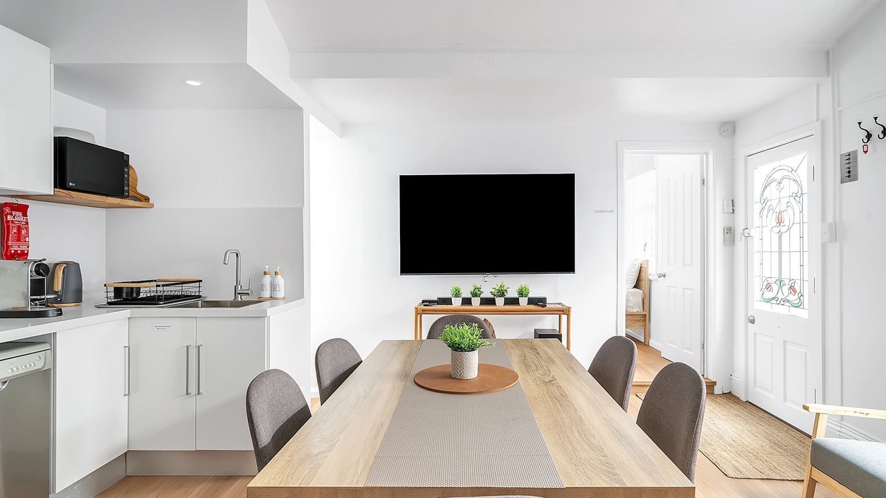 Photo of Others in Balmain