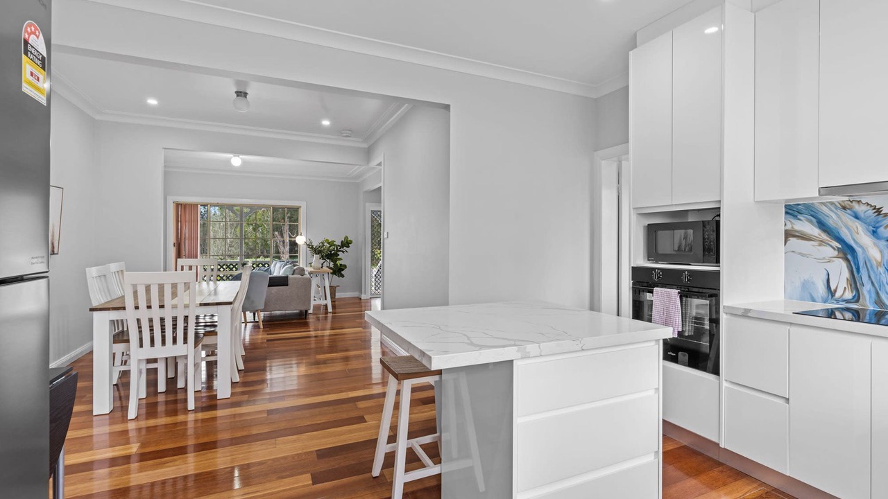 Photo of Others in Lemon Tree Passage