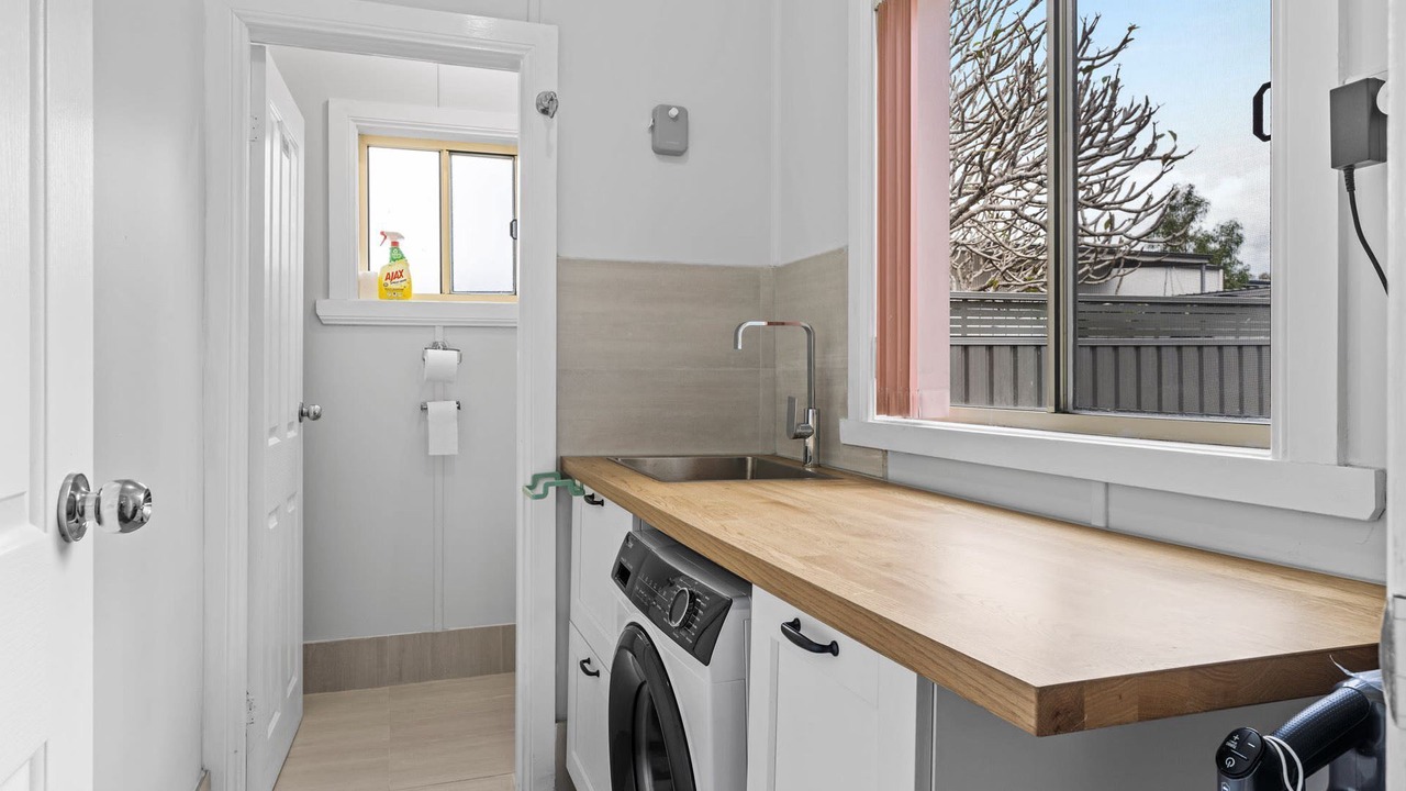 Photo of Others in Lemon Tree Passage