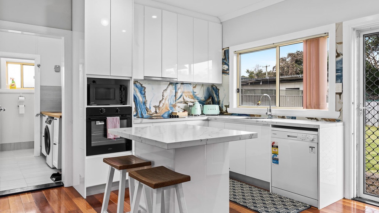 Photo of Kitchen in Lemon Tree Passage