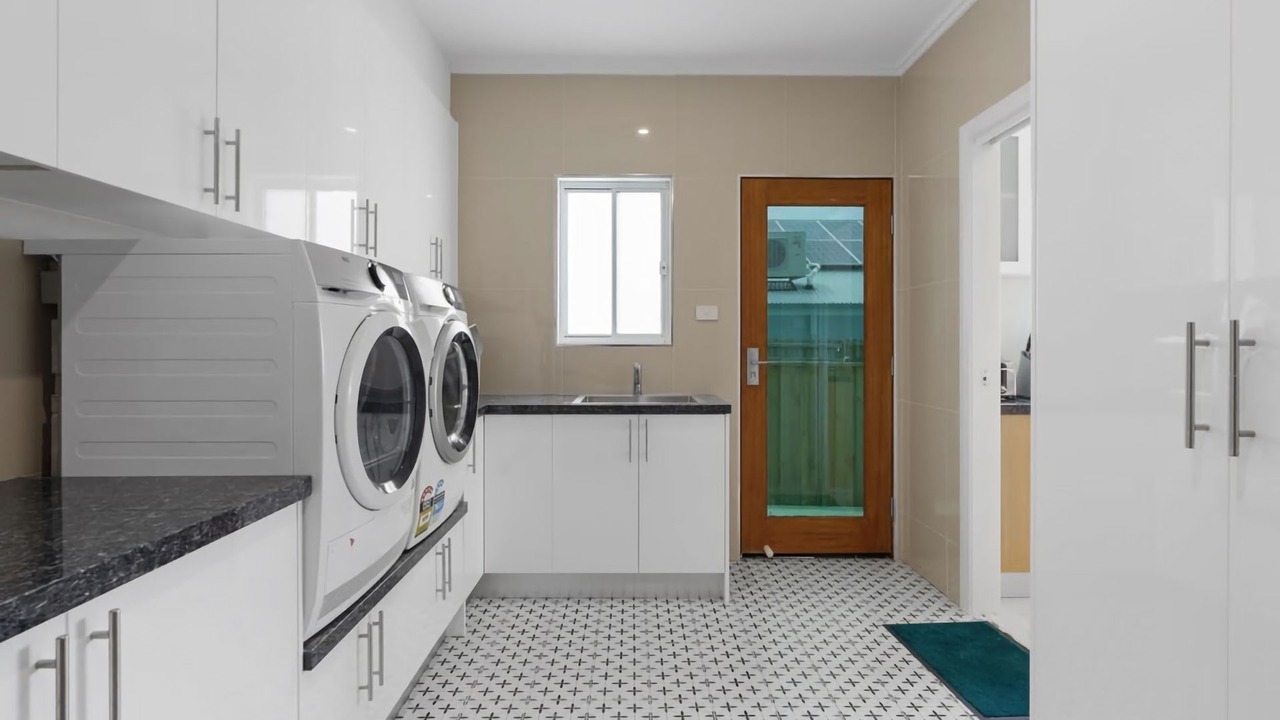 Photo of Others in Catherine Hill Bay