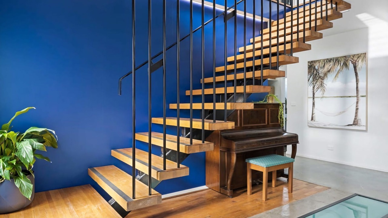 Photo of Others in Redhead