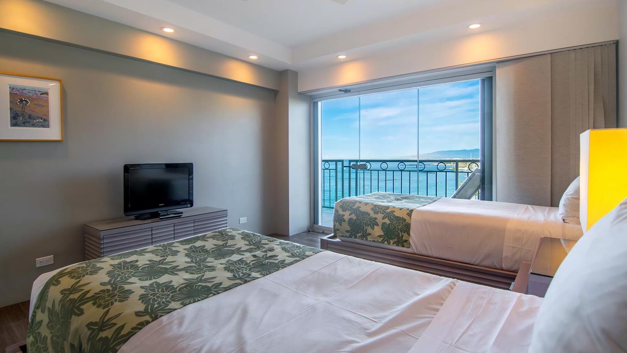 Photo of Others in Waikiki