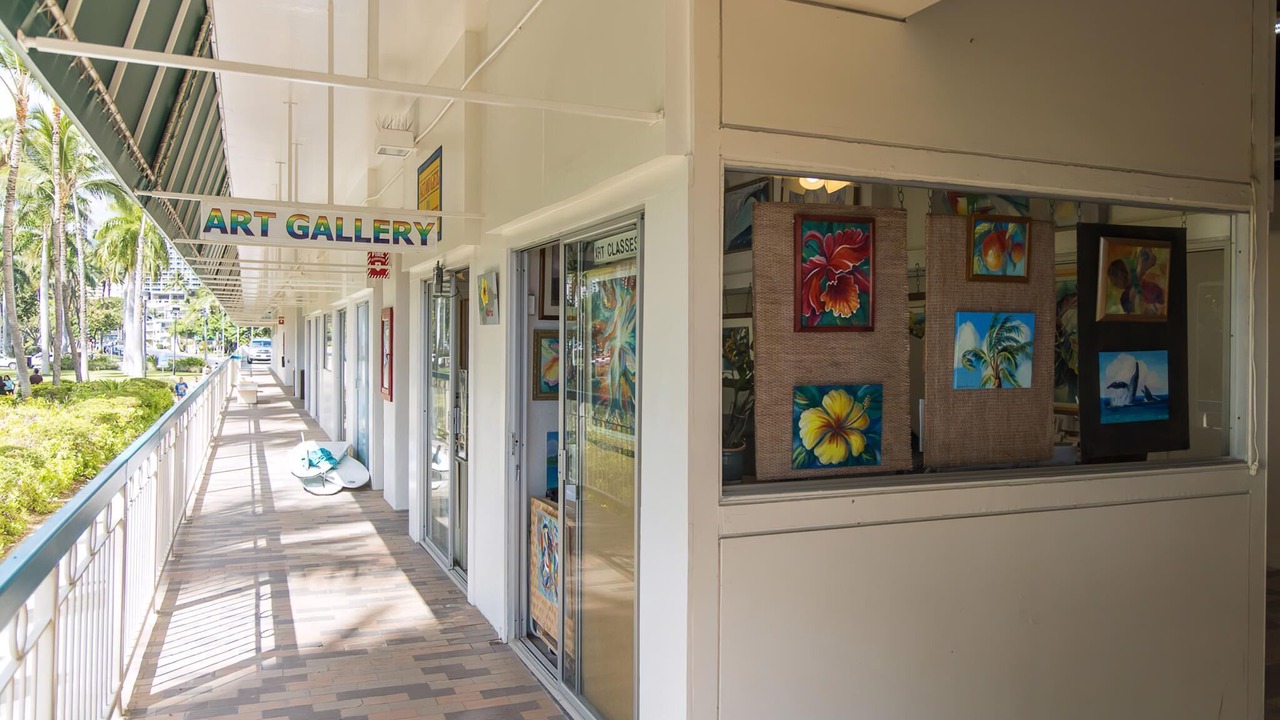 Photo of Others in Waikiki