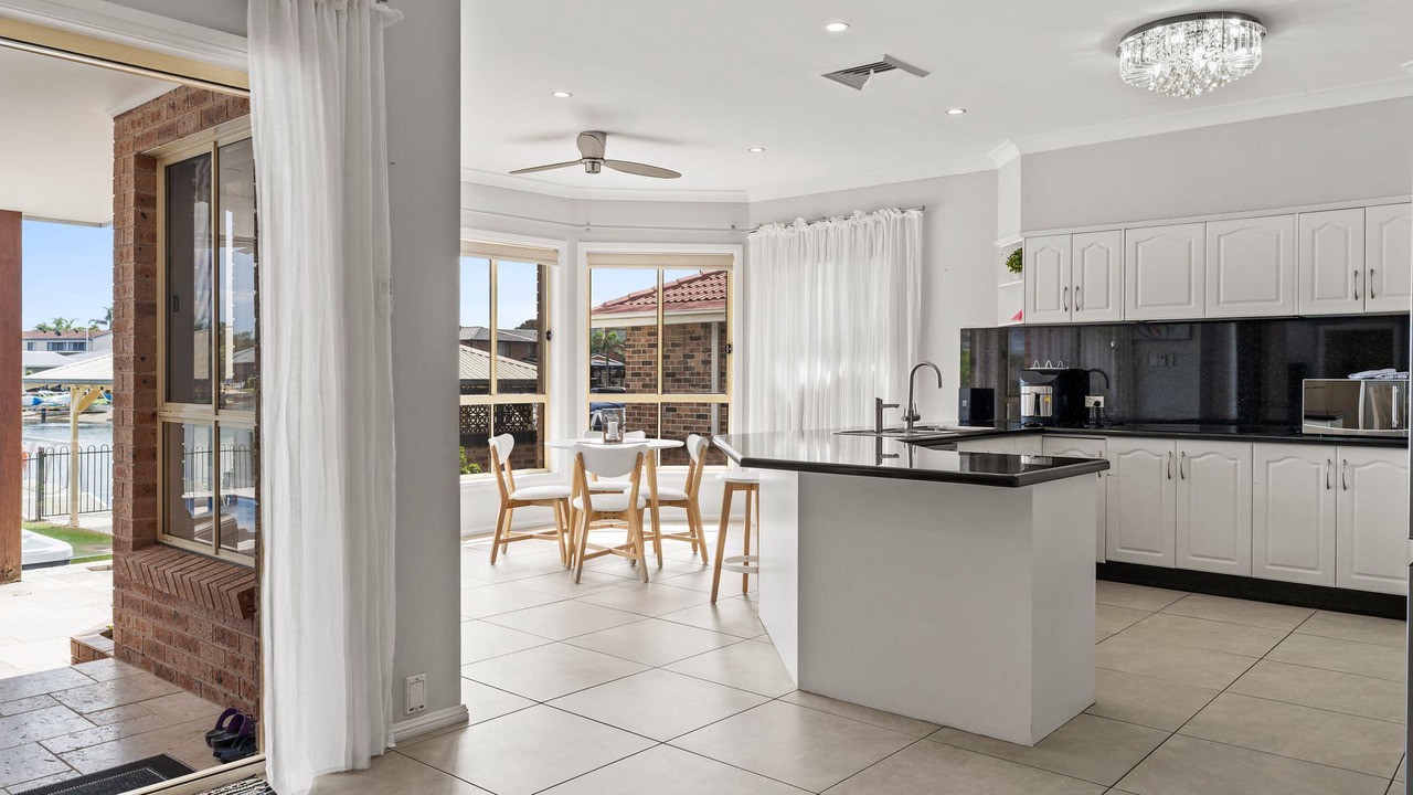 Photo of Kitchen in St Huberts Island